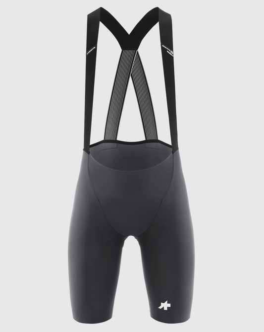 Approved Cycling EQUIPE R S11 bib shorts ensure aerodynamic stability via raw-cut cuffs and Type.911 textile.