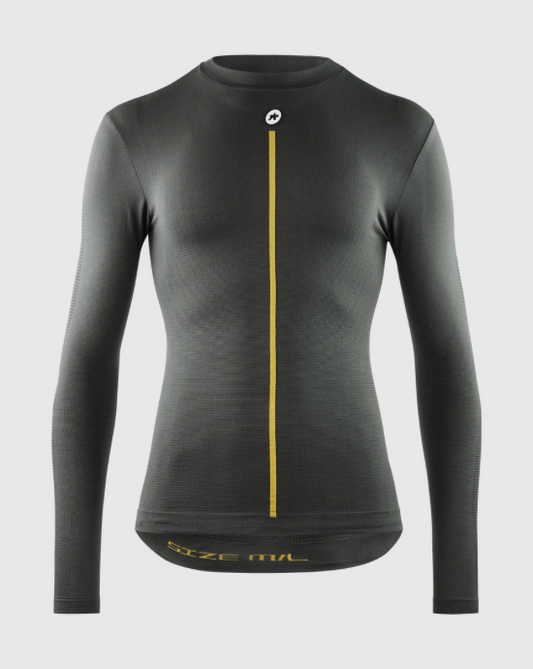 Approved Cycling: ASSOS Spring/Fall LS Skin Layer P1 men's seamless base layer, ergonomic fit, angled view.