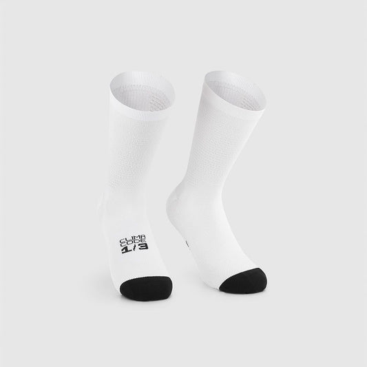 Close-up of lightweight, breathable yarns on Approved Cycling Summer Bike Socks Assos Endurance S11 white, highlighting vent…