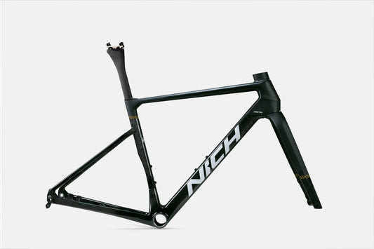 Approved Cycling Nich Faith Road Bike, close-up of Torayca T800 carbon fiber weave on downtube