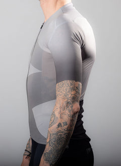 Close-up of collar: APPROVED CYCLING Fundamental LTD. men's jersey. Low profile design, chafe-free comfort, race-ready.